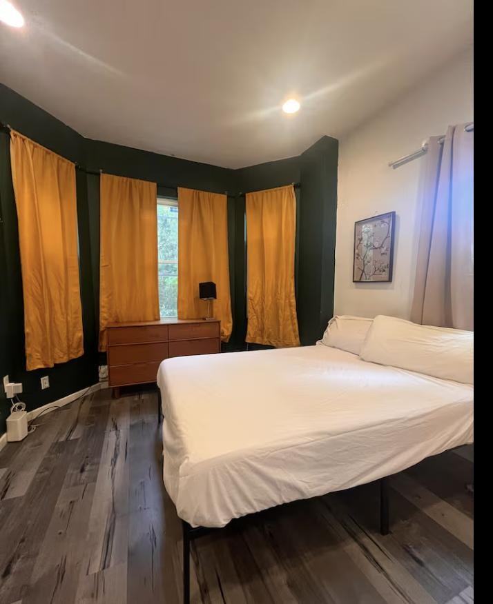 W Diamond St - Photo 6 of 18