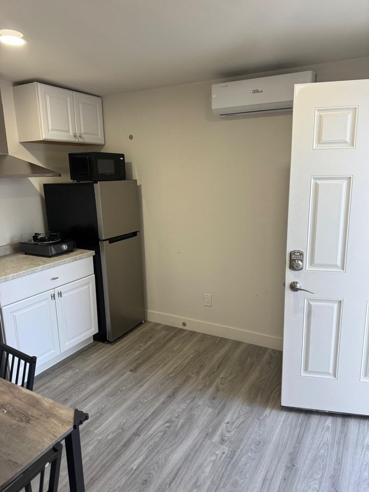 Oahu St - Photo 2 of 6