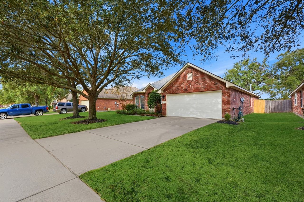 17706 Windsor Grove Ln #17706 - Photo 4 of 50