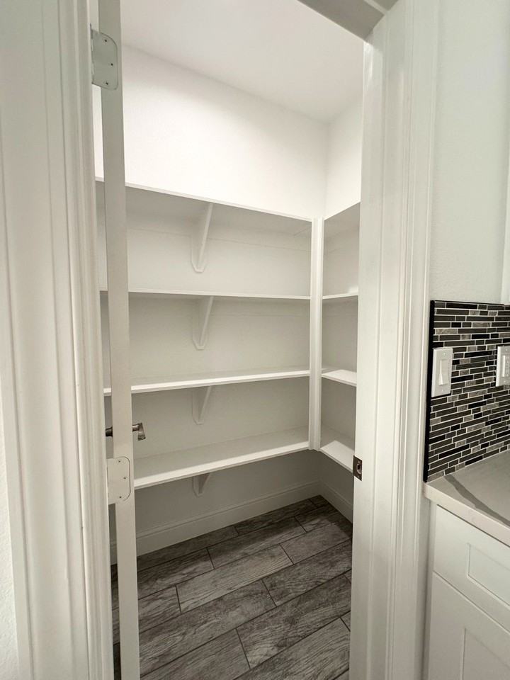 7710 Darnay Dr #7710A - Photo 7 of 33