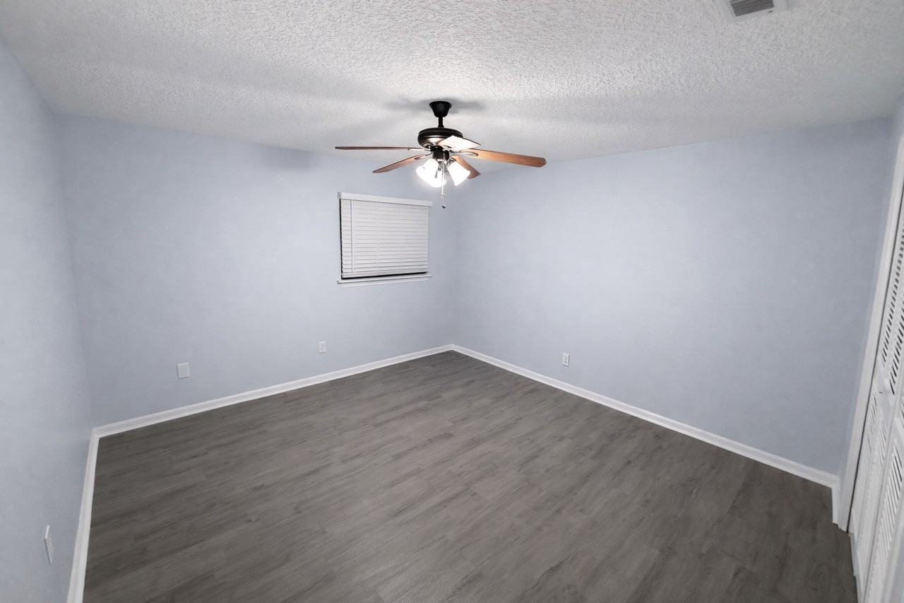 800 N San Jacinto St #800-102 - Photo 7 of 7