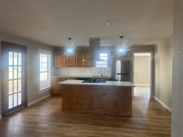 featured image of 532 W Hughes St