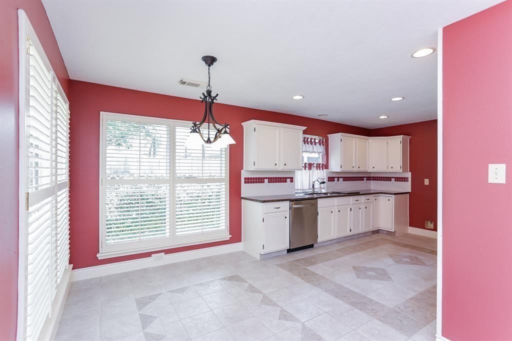 16307 Cobble Springs Ct #16307 - Photo 4 of 31