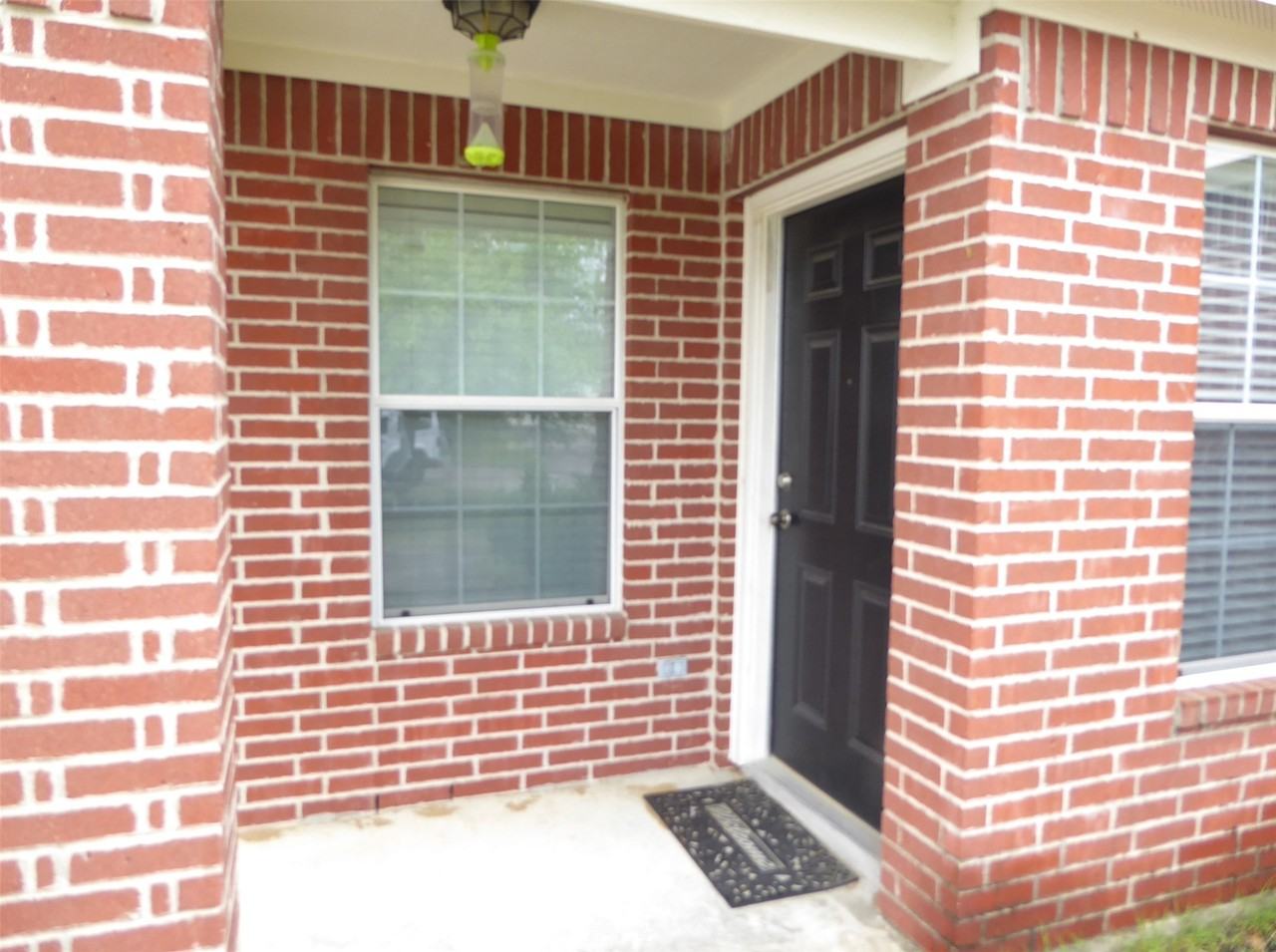 28831 Frio River Loop #28831 - Photo 7 of 30