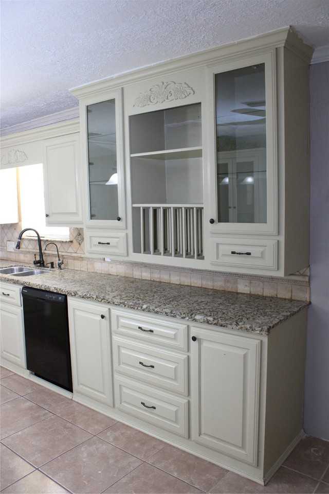 15910 Boatswain Ct #15910 - Photo 6 of 49