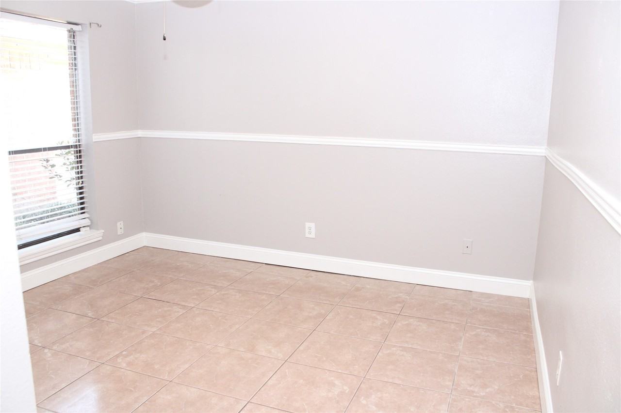 15910 Boatswain Ct #15910 - Photo 7 of 49