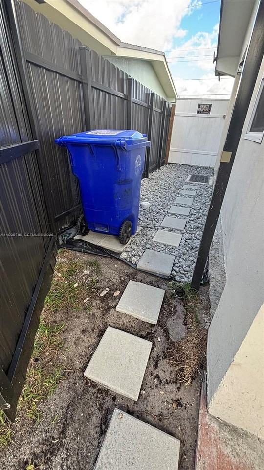 1201 Nw 79th Way #1201 - Photo 6 of 6