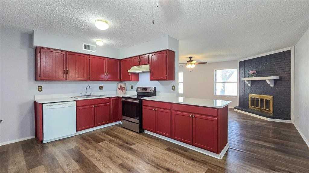 1526 Toyah Creek Ln #1526 - Photo 3 of 10