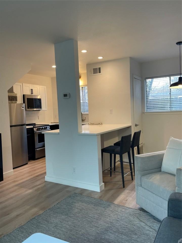 1714 Enfield Rd #1714-102 - Photo 5 of 7