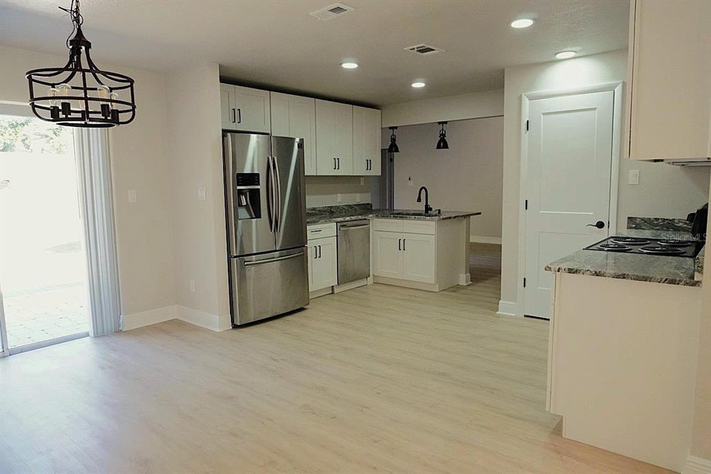 7811 Bay Cedar Dr #7811 - Photo 2 of 33