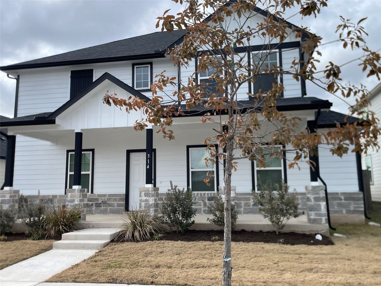 314 Ashby Dr #314 - Photo 3 of 15