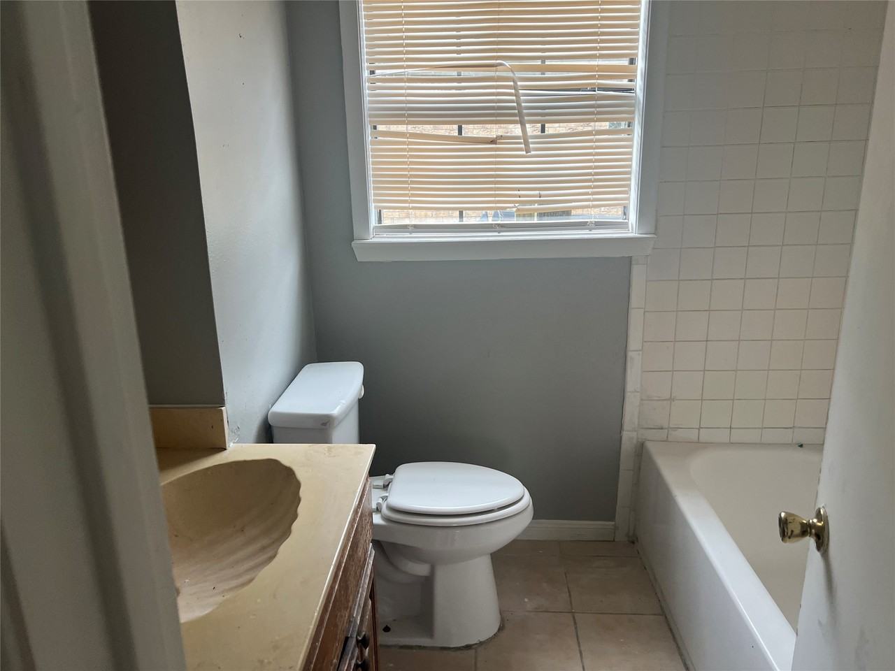 139 Van Molan St #139B - Photo 5 of 5