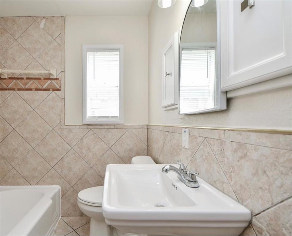 44 Farrell St #44 - Photo 3 of 18