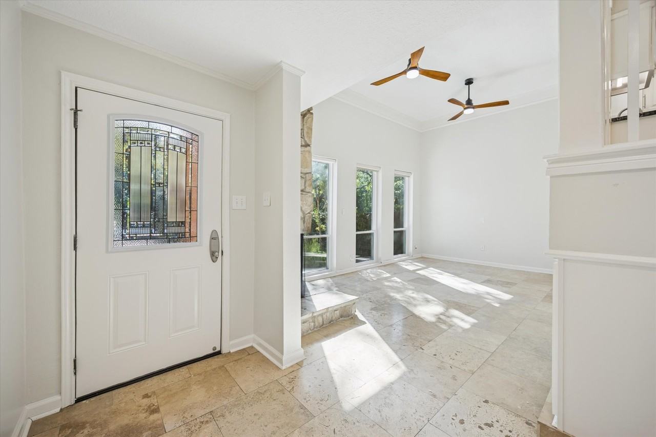 4706 Post Oak Timber Dr #4706 - Photo 3 of 23