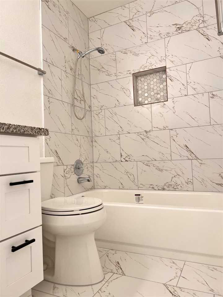 3005 Walnut Bend Ln #3005-32 - Photo 2 of 22