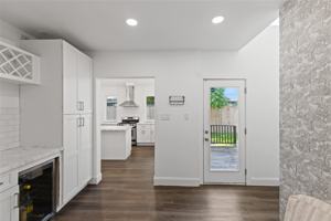 featured image of 3211 Cochran St #3211