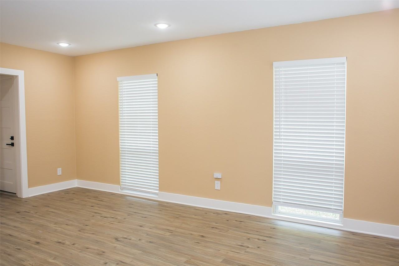 2301 Albans Rd #2301 - Photo 7 of 17