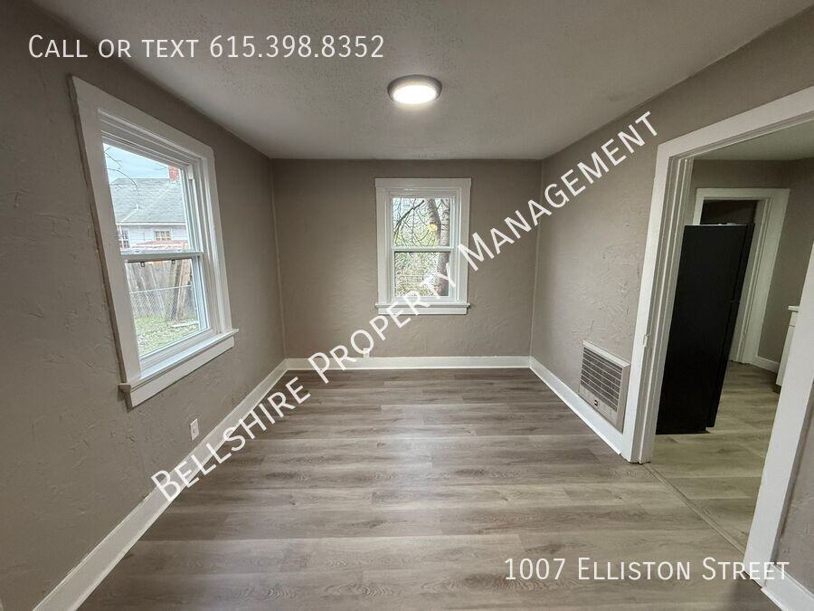 1007 Elliston St - Photo 6 of 19