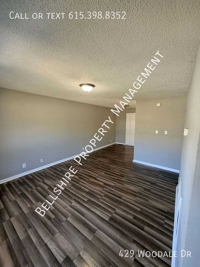 429 Woodale Dr - Photo 2 of 16