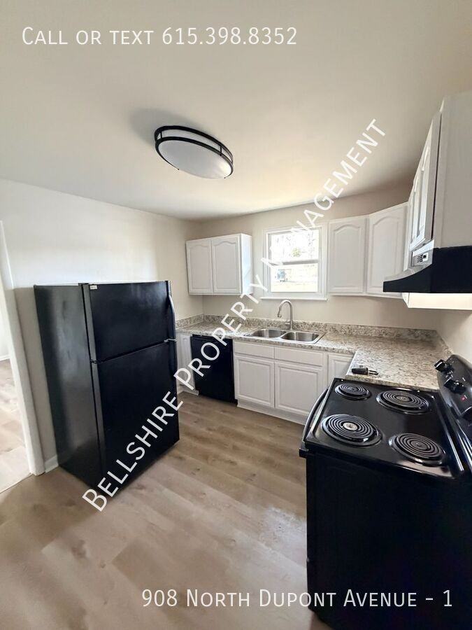 908 N Dupont Ave #1 - Photo 2 of 10