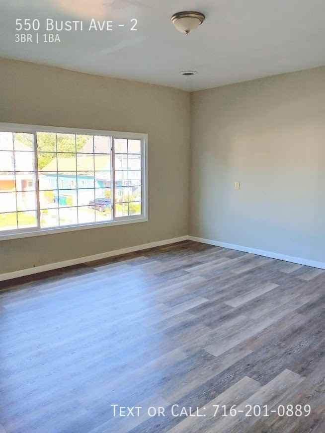 550 Busti Ave #2 - Photo 4 of 18