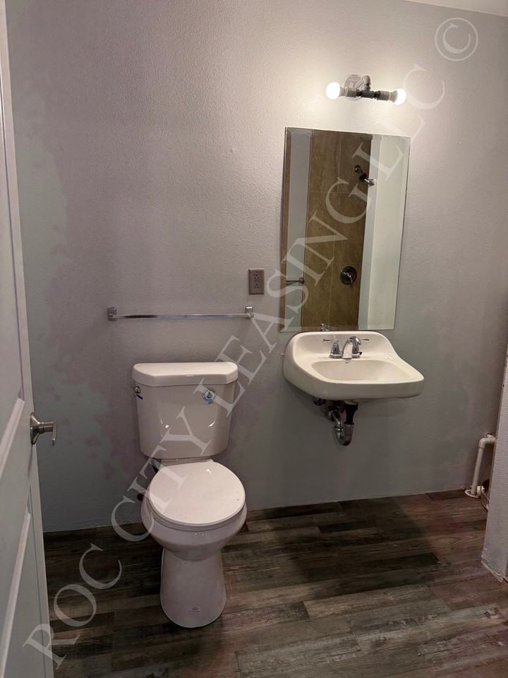 155 Saint Paul St #03SERIES - Photo 6 of 7