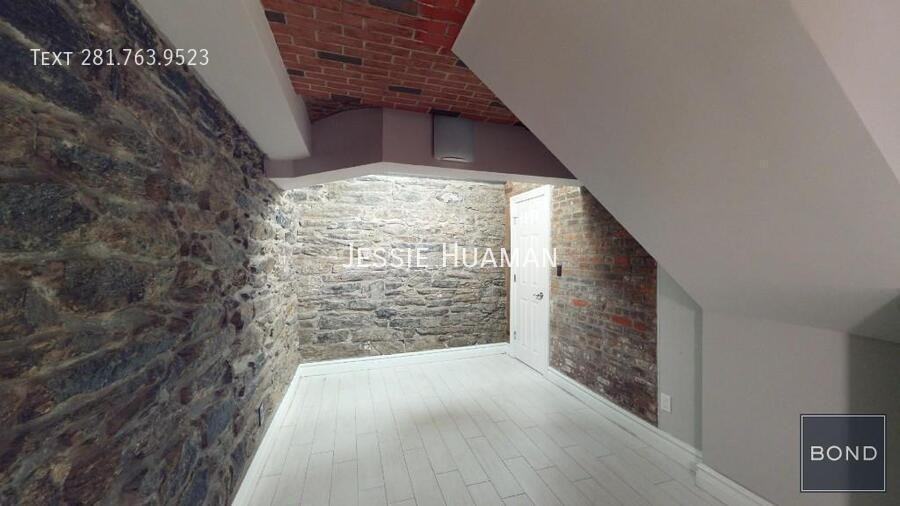 246 Mott St #3 - Photo 6 of 8