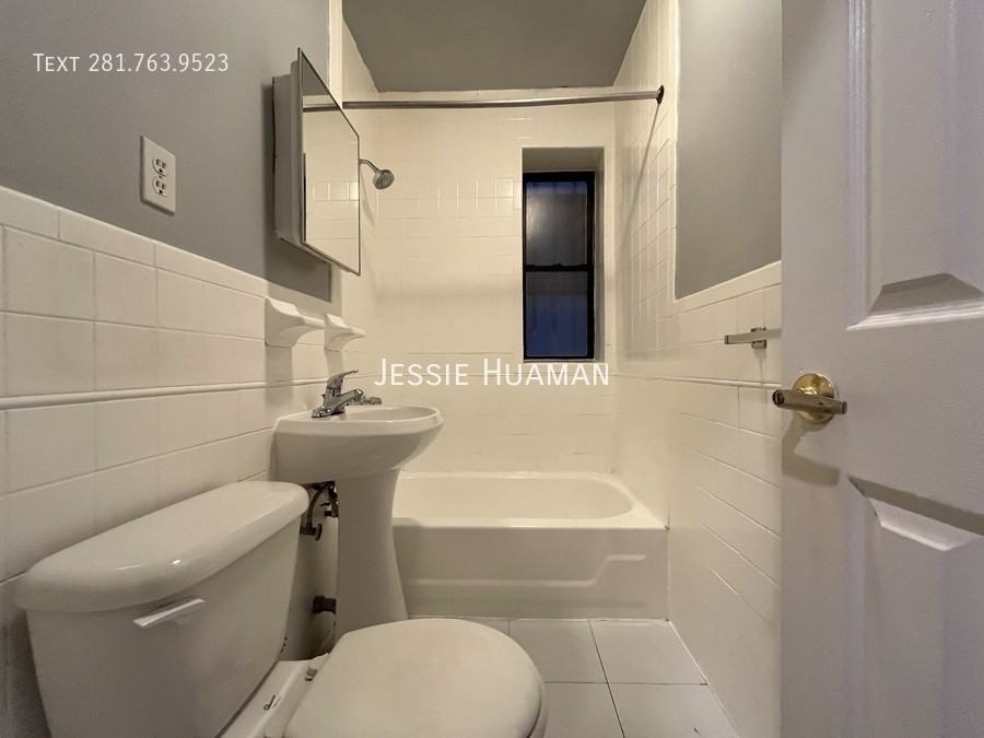 724 10th Ave #3A - Photo 6 of 8