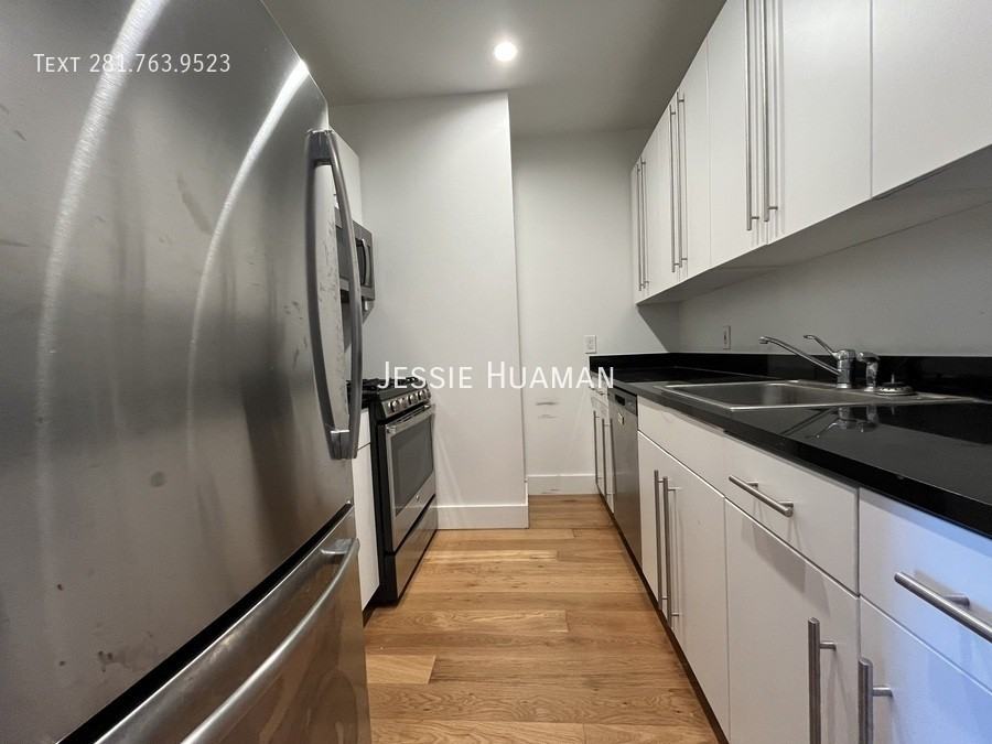 50 Murray St #1605A - Photo 4 of 9