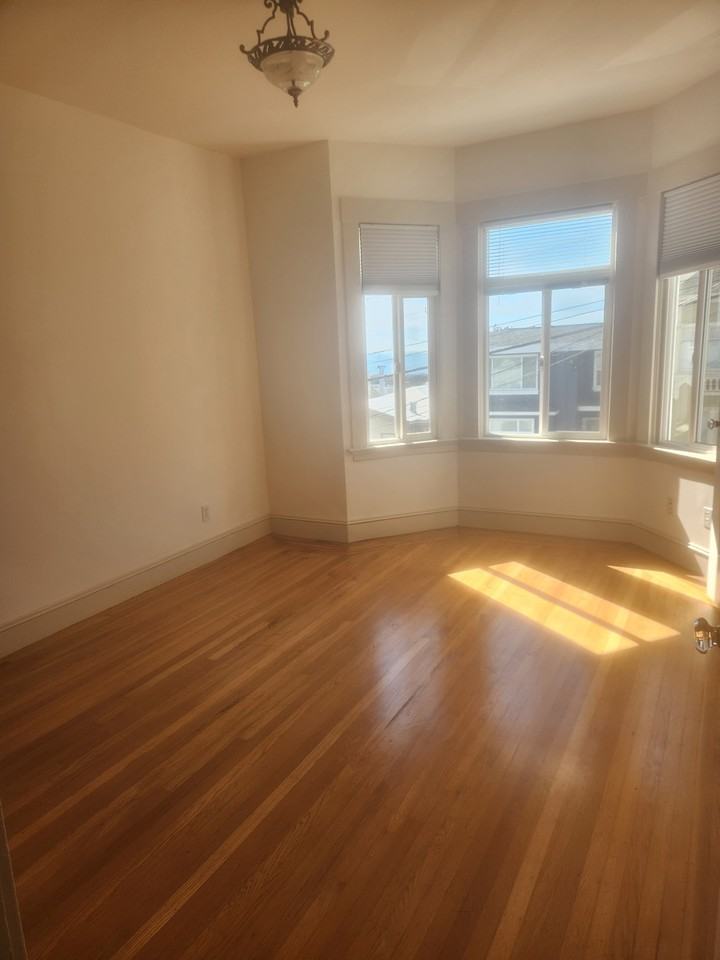 42nd Ave & Balboa St #1 - Photo 3 of 12