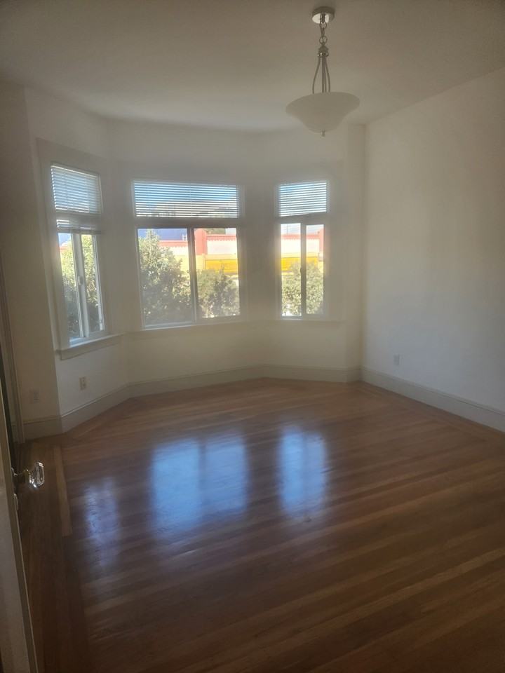 42nd Ave & Balboa St #1 - Photo 2 of 12