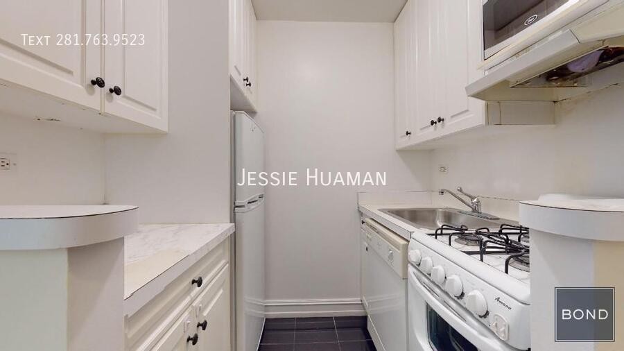 1661 York Ave #1AB - Photo 5 of 6