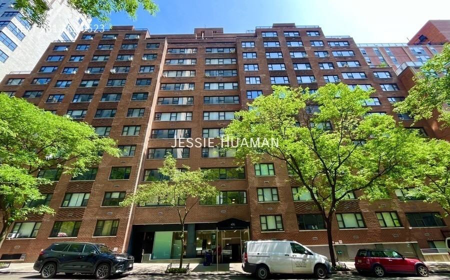 405 E 56th St #9