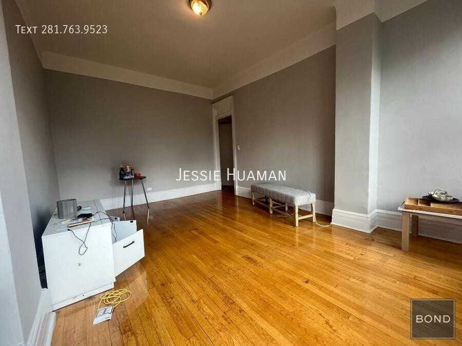 220 W 98th St #H - Photo 3 of 9