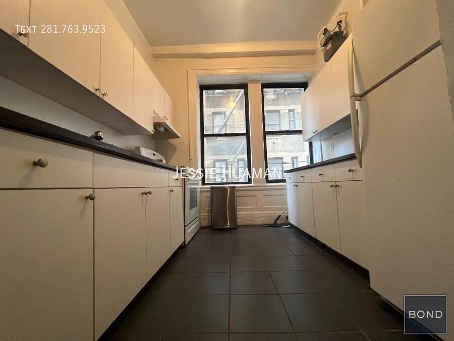 220 W 98th St #H - Photo 6 of 9
