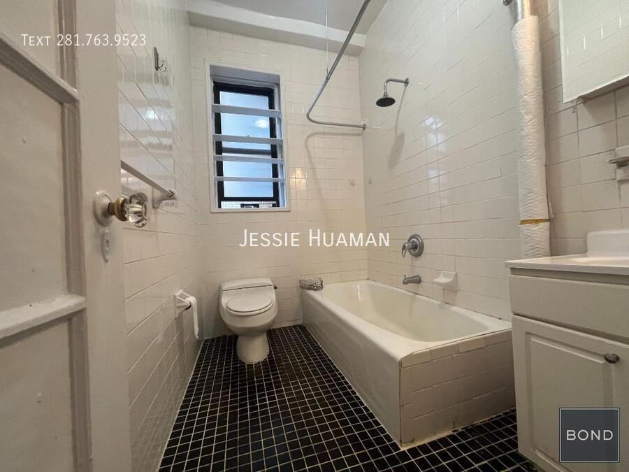 220 W 98th St #H - Photo 7 of 9