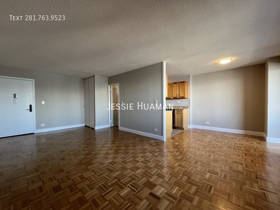 80 N Moore St #14 - Photo 2 of 10