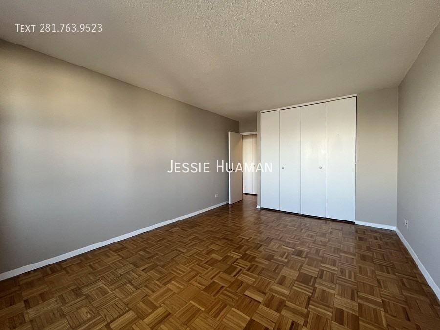 80 N Moore St #14 - Photo 6 of 10