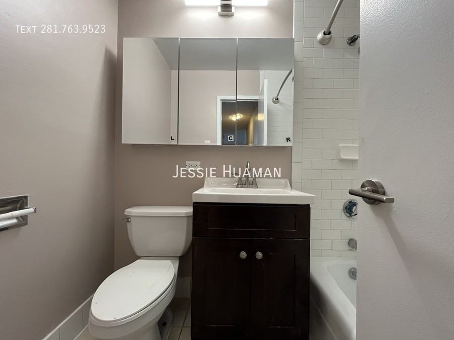 80 N Moore St #14 - Photo 7 of 10