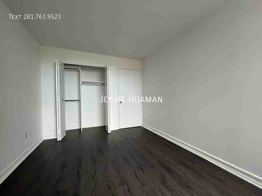 70 Battery Pl #225A - Photo 6 of 10