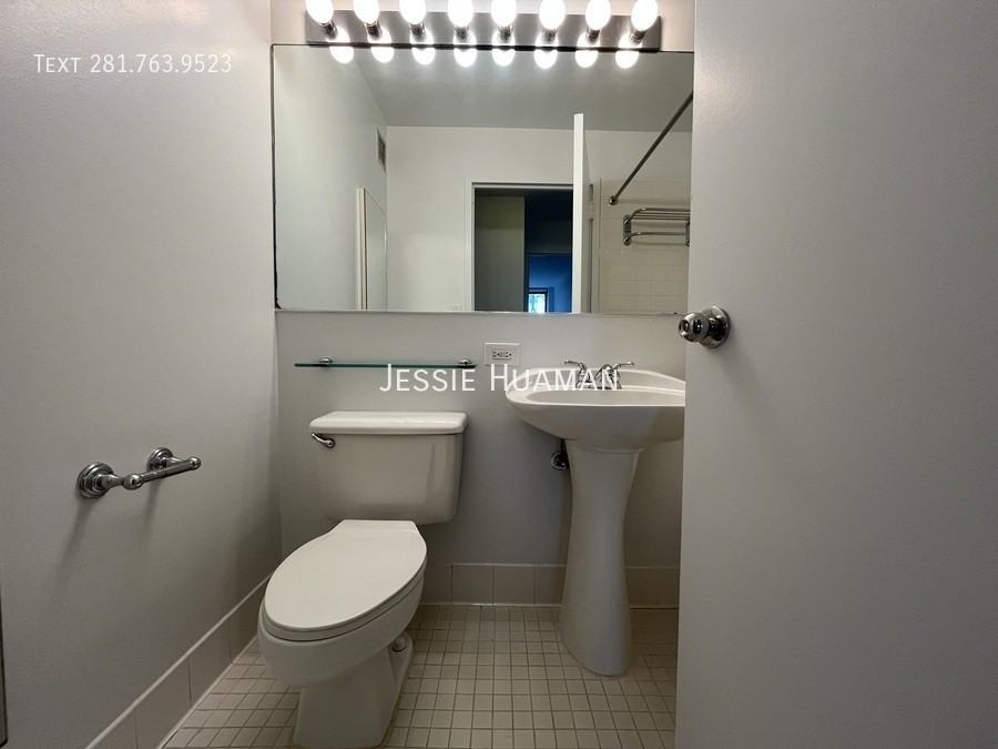 70 Battery Pl #225A - Photo 7 of 10