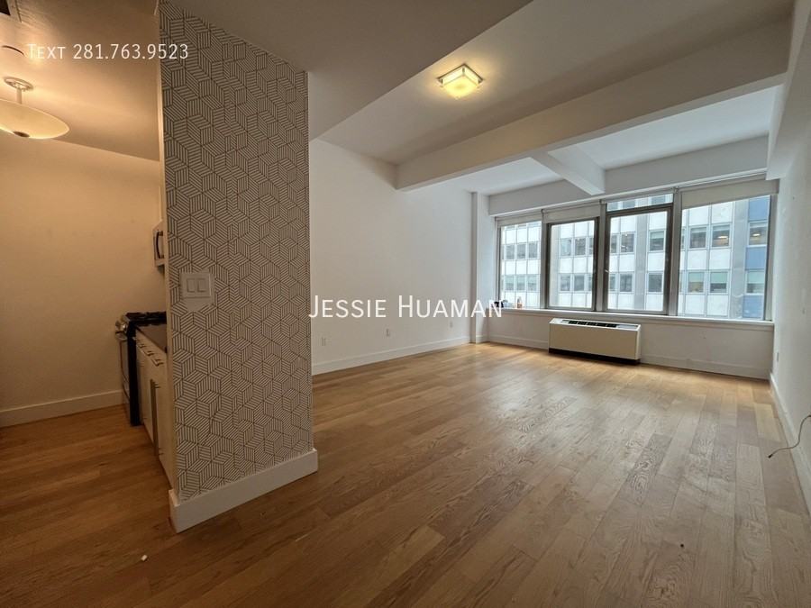 50 Murray St #819A - Photo 2 of 6