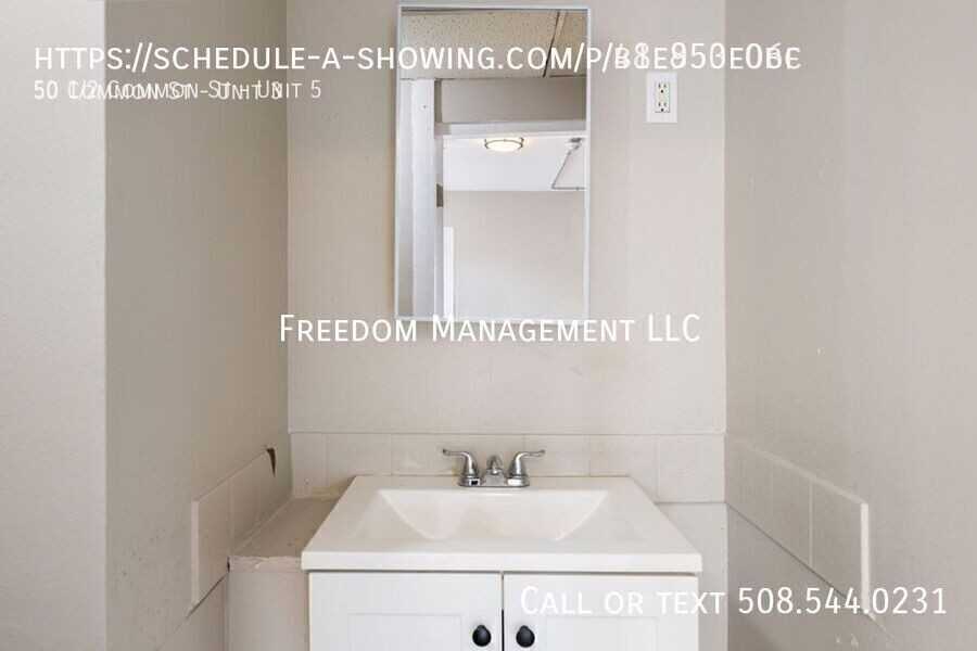 50 1/2 Common St #5 - Photo 7 of 17