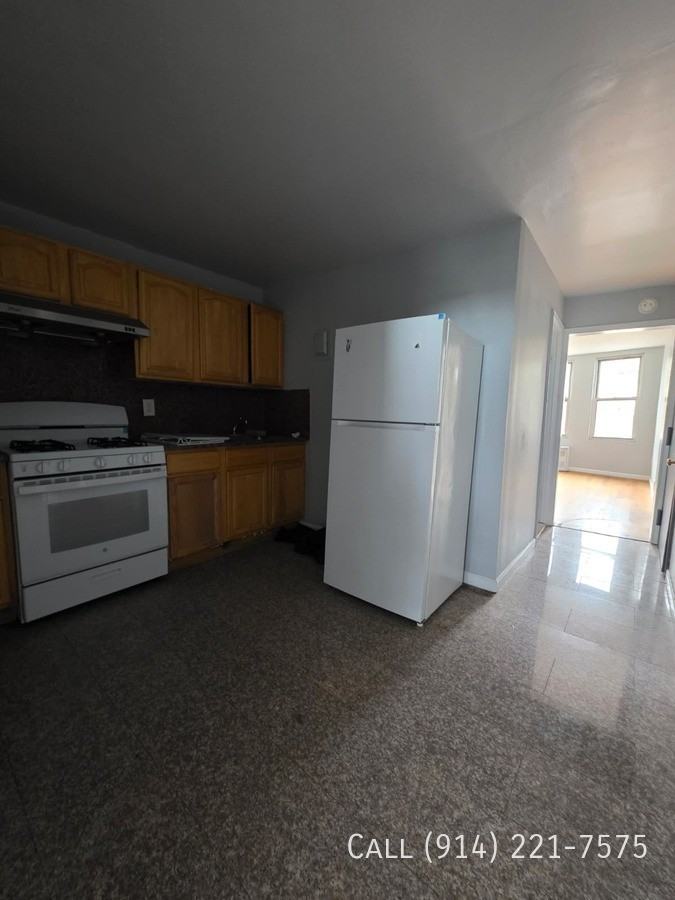 146 Beech St #4E - Photo 4 of 9