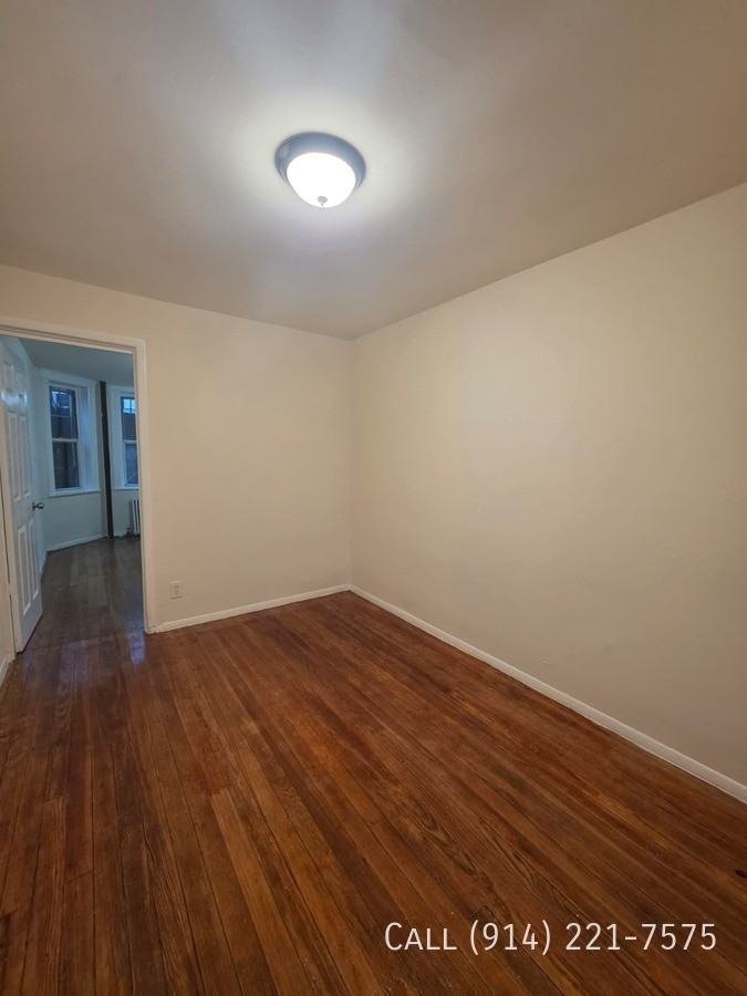 35 Cliff St - Photo 4 of 9