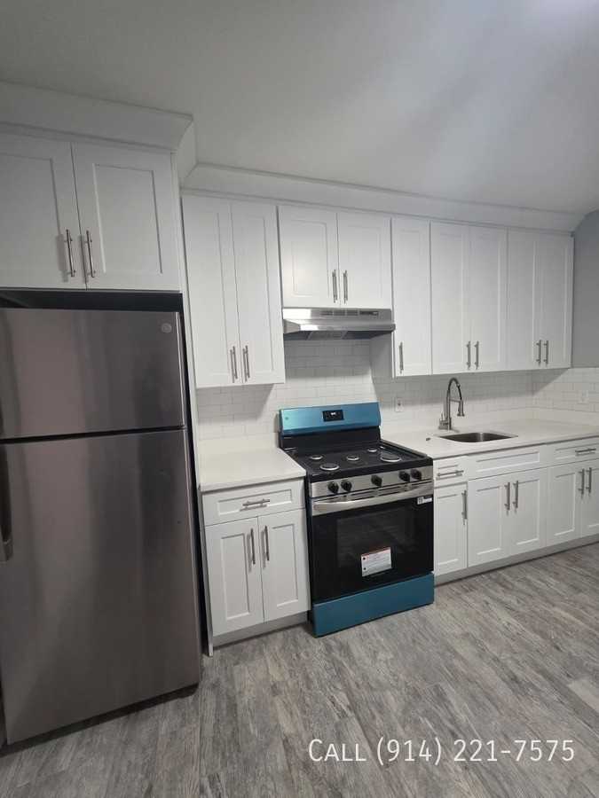 30 Cliff St #2N - Photo 4 of 12