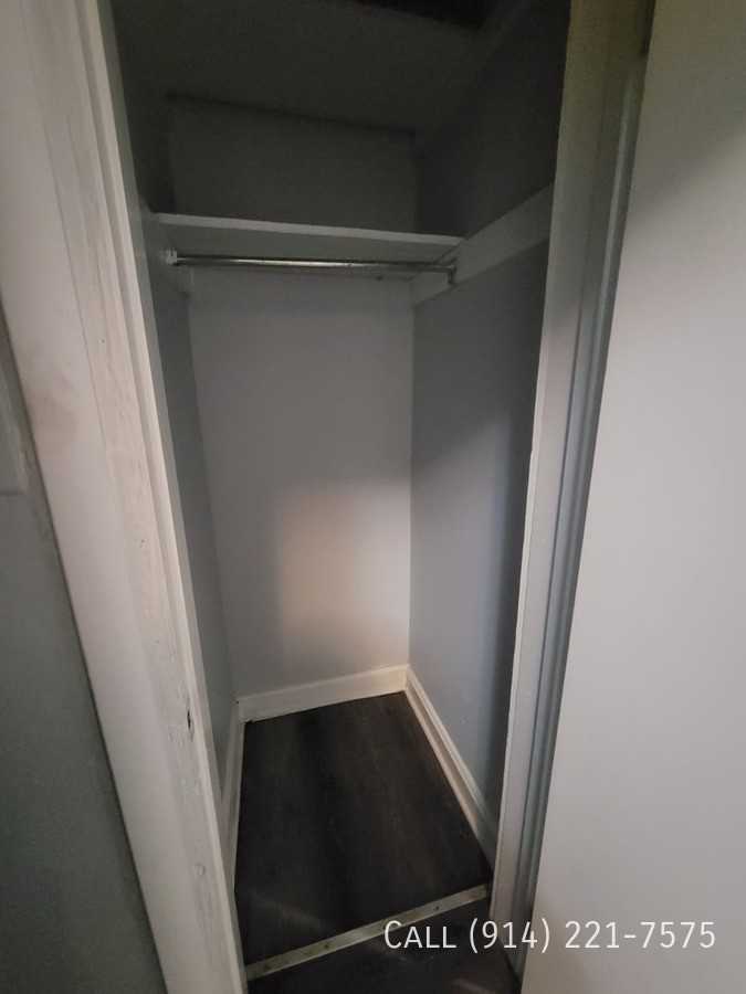 160 Waverly St - Photo 6 of 8