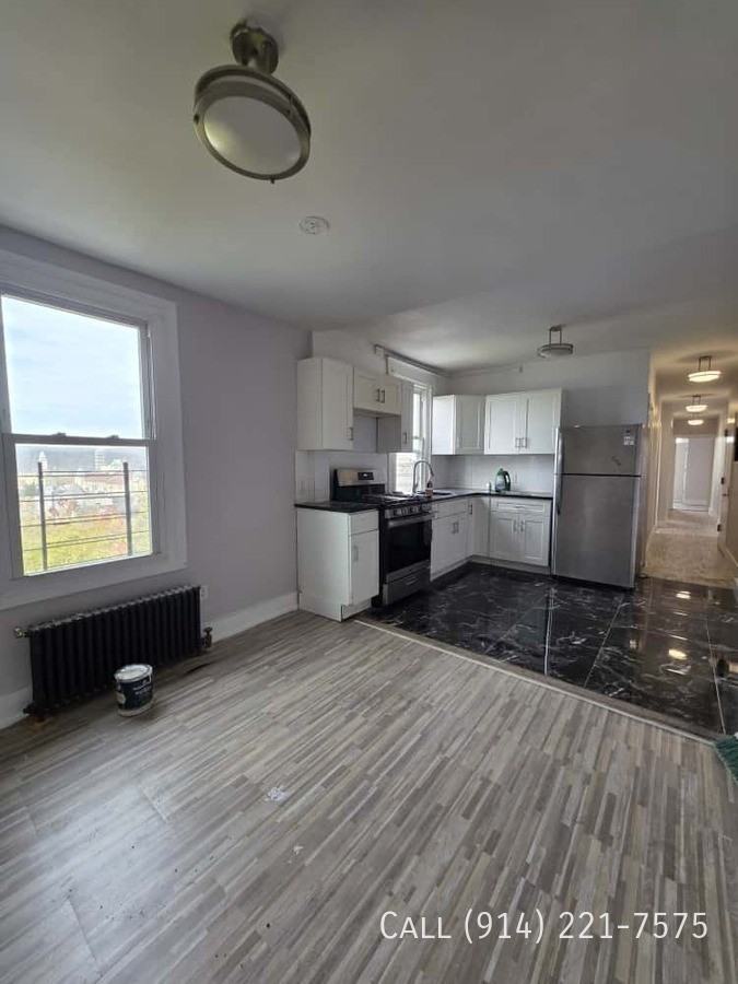 52 Poplar St - Photo 6 of 10