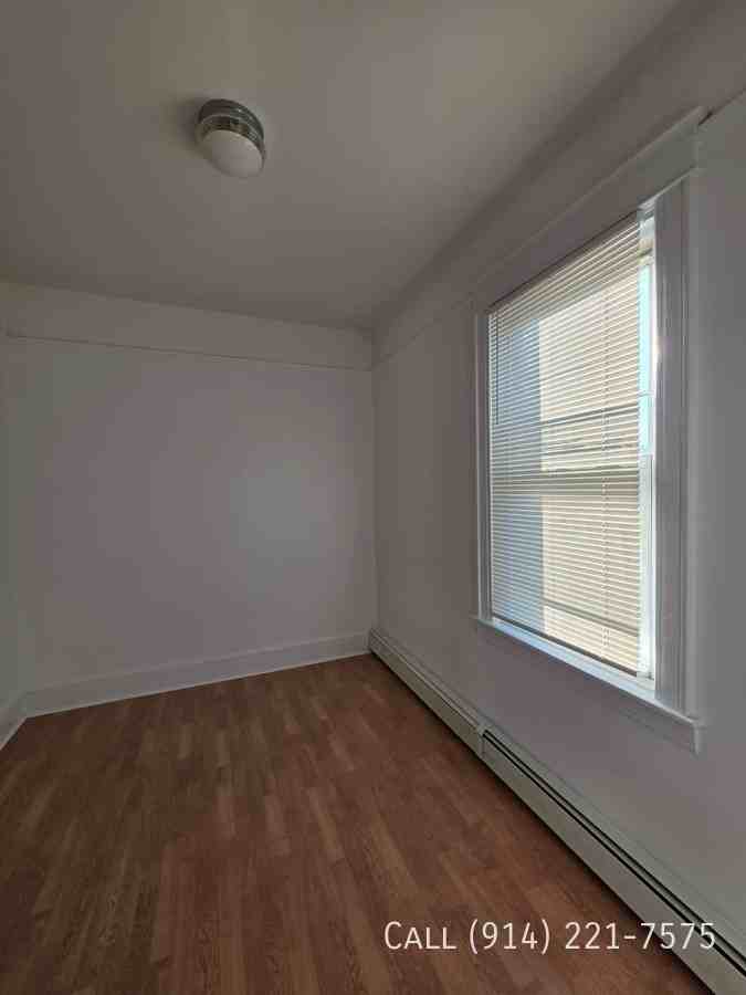 622 Agar St #1 - Photo 3 of 10