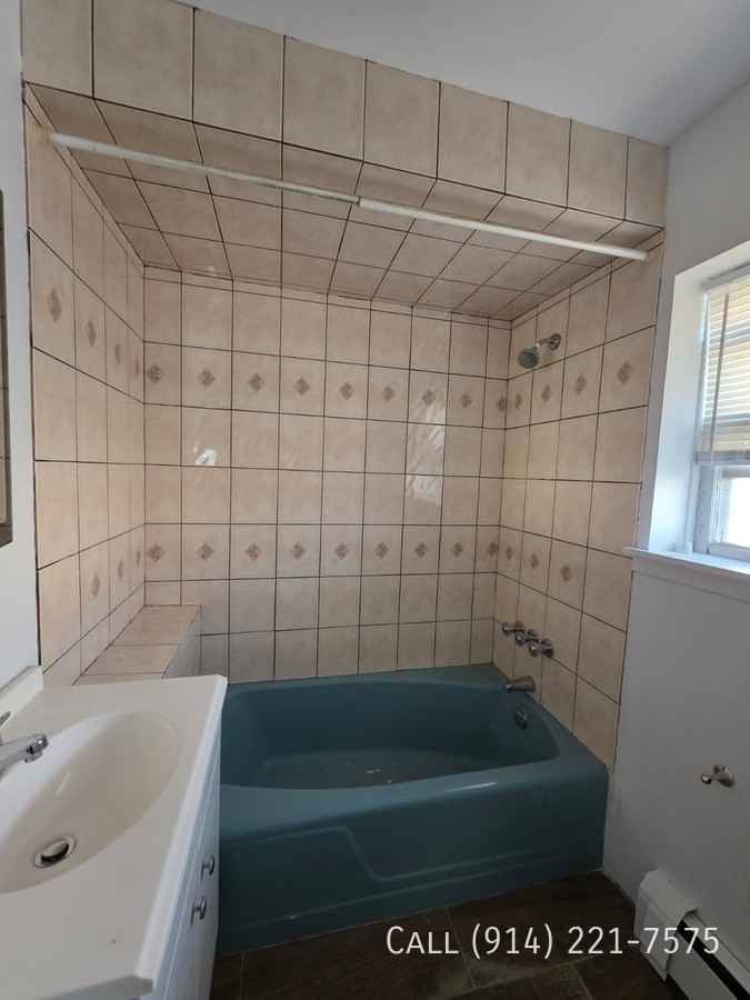 622 Agar St #1 - Photo 5 of 10